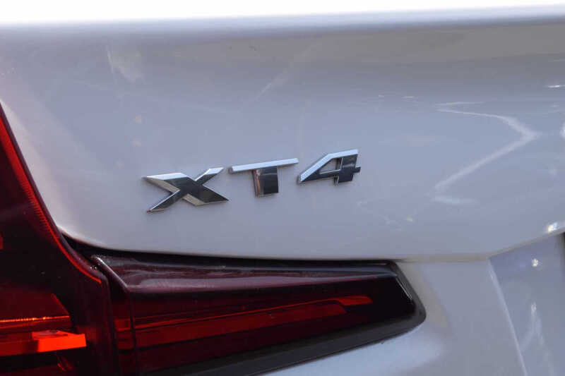 2022 Cadillac XT4 Luxury