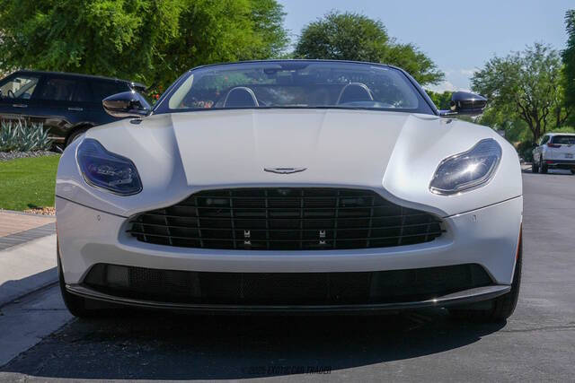 2019 Aston Martin DB11 Volante