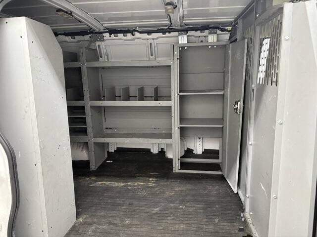 2021 Chevrolet Express 2500