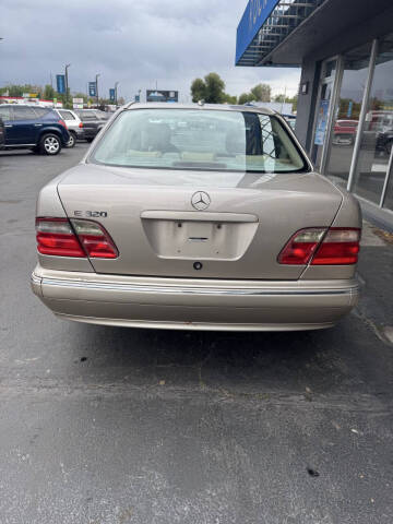 2002 Mercedes-Benz E-Class E 320