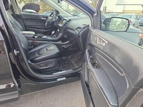 2018 Ford Edge Titanium