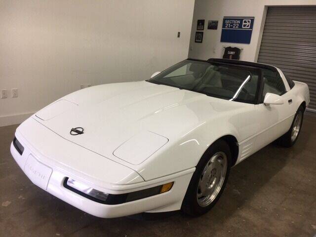 1994 Chevrolet Corvette for sale at CHAGRIN VALLEY AUTO BROKERS INC in Cleveland OH
