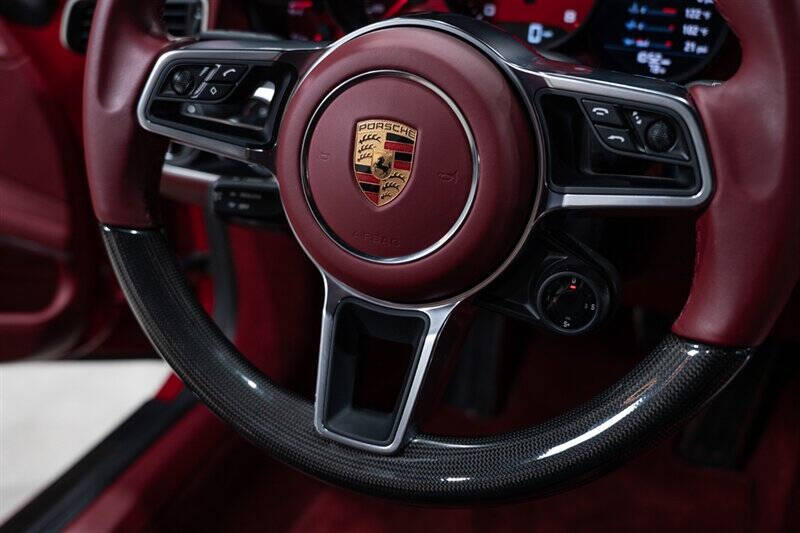 2019 Porsche 911 Carrera 4S