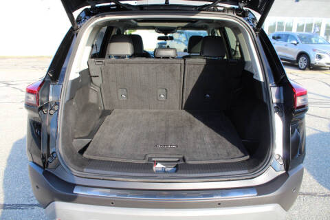 2022 Nissan Rogue SV