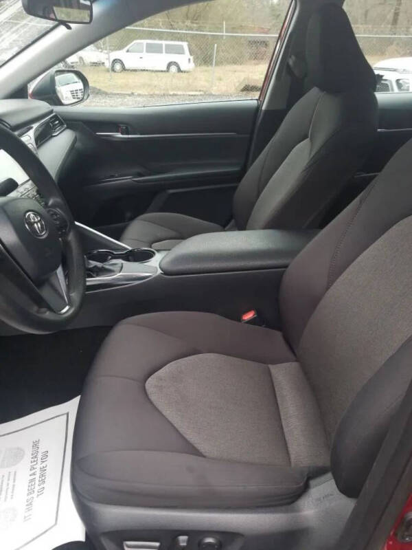 2020 Toyota Camry LE