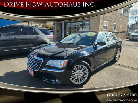 2013 Chrysler 300 for sale at Drive Now Autohaus Inc. in Cicero IL