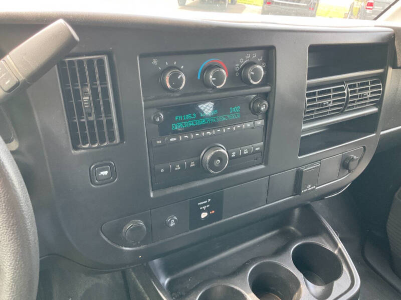 2017 Chevrolet Express 2500