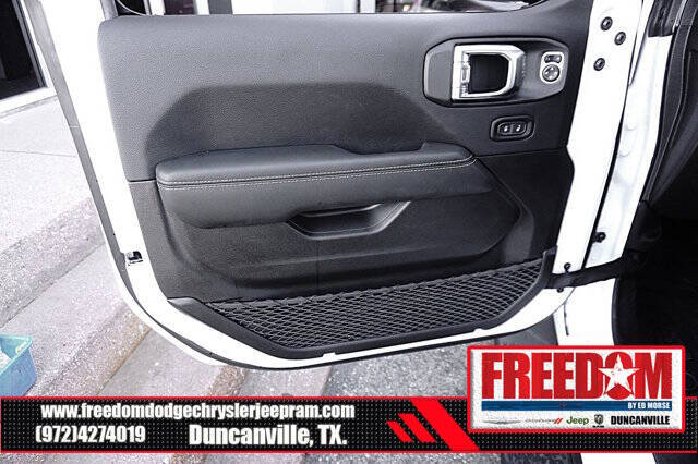 2025 Jeep Gladiator High Tide