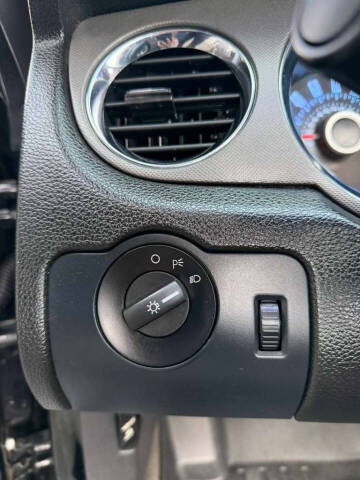 2013 Ford Mustang V6 Premium