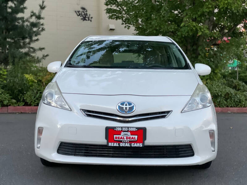 Used 2013 Toyota Prius v Three with VIN JTDZN3EU5D3267886 for sale in Everett, WA