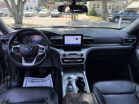 2024 Ford Explorer XLT