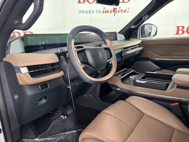 2025 Lincoln Navigator L Black Label