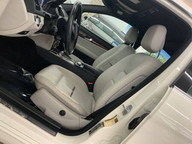 2011 Mercedes-Benz C-Class C 300 Luxury