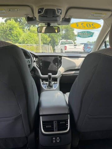 2023 Subaru Outback Premium