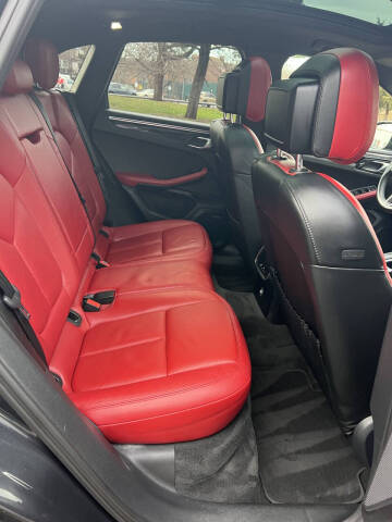 2017 Porsche Macan S