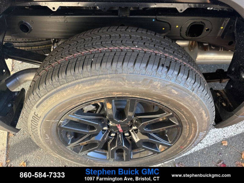 2026 GMC Sierra 1500 Elevation Standard