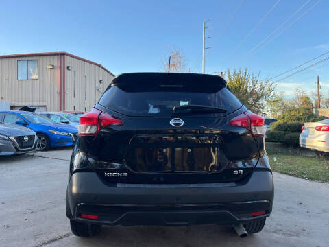 2018 Nissan Kicks SR