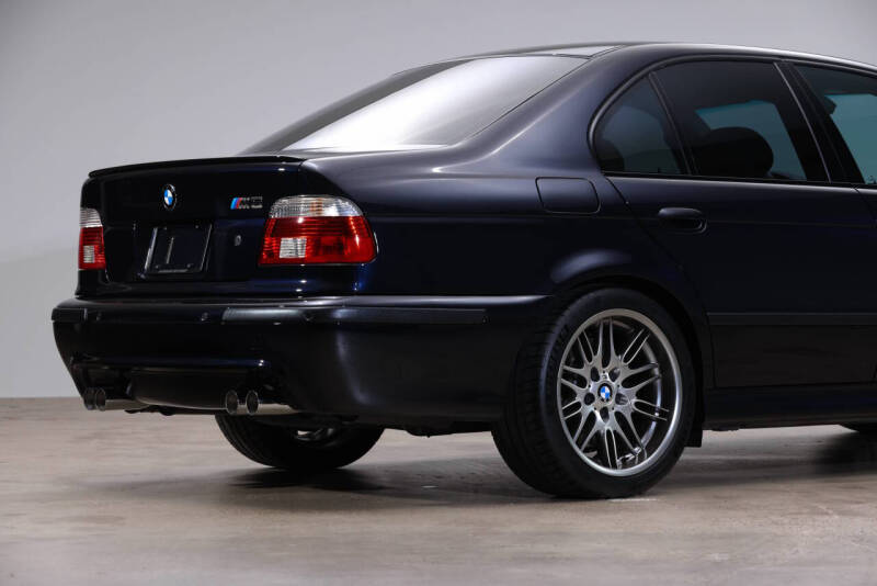 2003 BMW M5