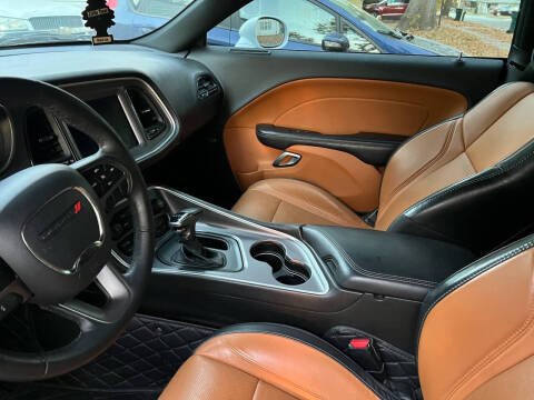 2019 Dodge Challenger SXT