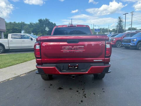 2024 GMC Canyon Elevation