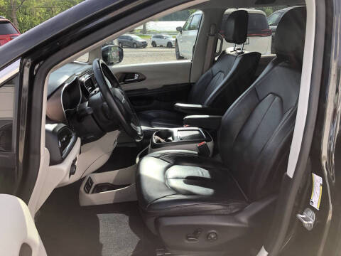 2018 Chrysler Pacifica Touring L Plus