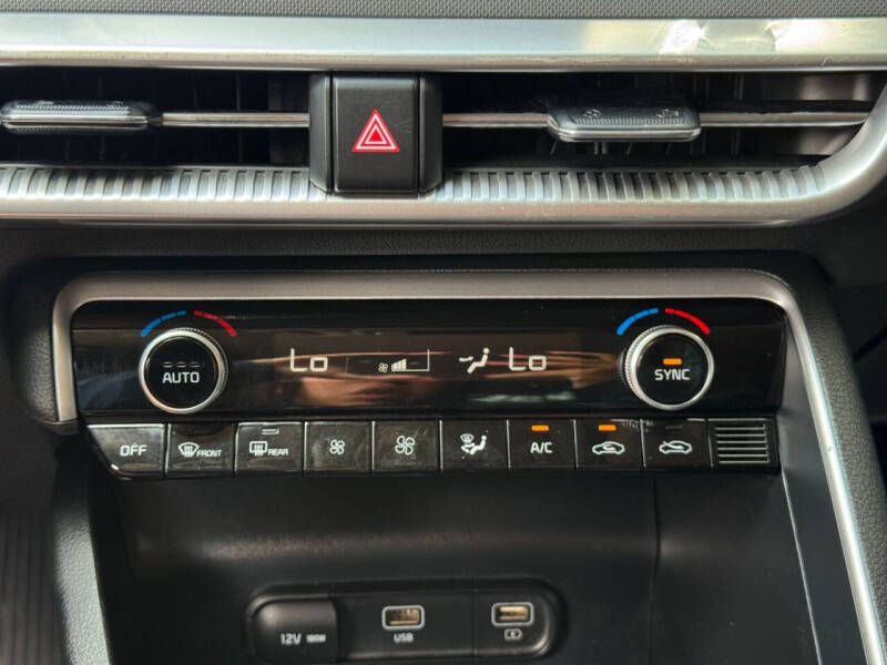 2022 Kia K5