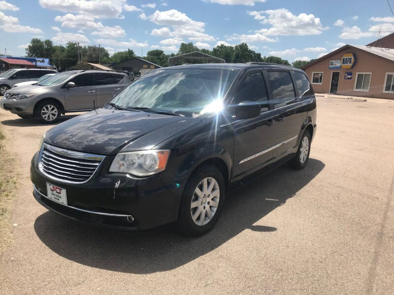 2014 Chrysler Town and Country for sale at J & D Auto Sales in Cairo NE