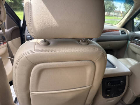 2011 Chevrolet Avalanche LTZ
