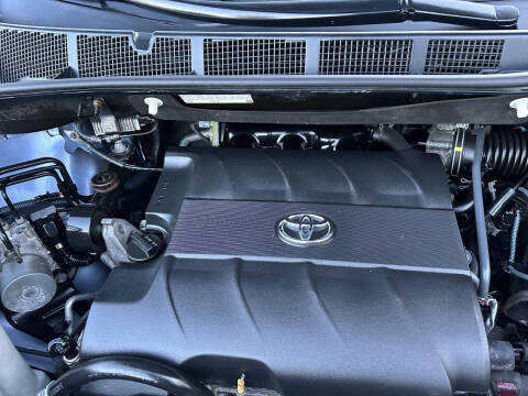 2016 Toyota Sienna XLE Premium 7-Passenger