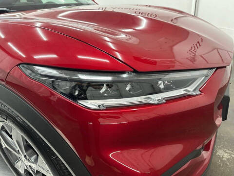 2022 Ford Mustang Mach-E Select