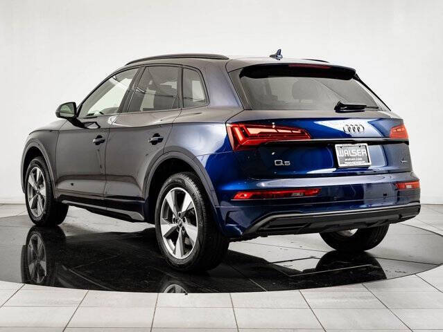 2025 Audi Q5 quattro Premium 40 TFSI