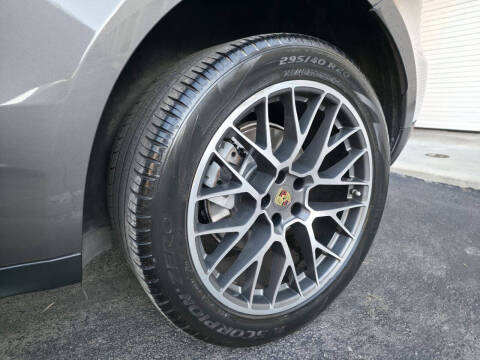 2016 Porsche Macan S