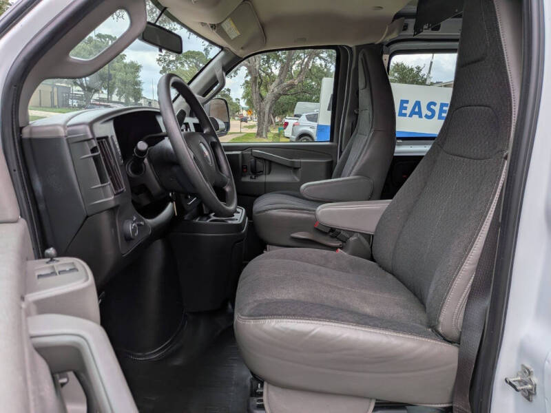 2024 GMC Savana 2500