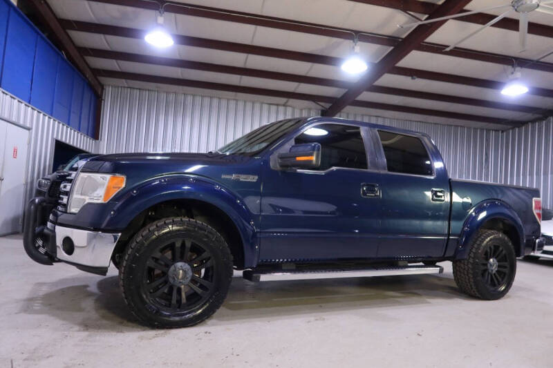 2013 Ford F-150 for sale at SOUTHWEST AUTO CENTER INC in Houston TX