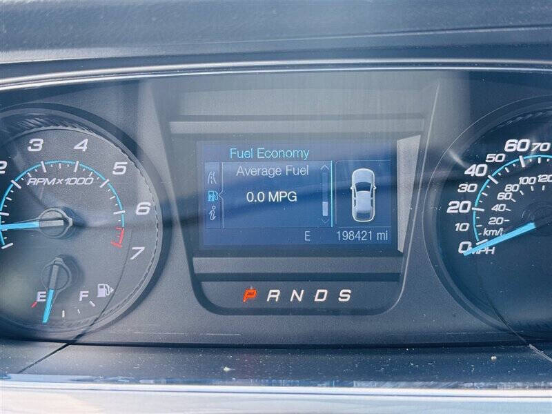 2015 Ford Taurus SEL