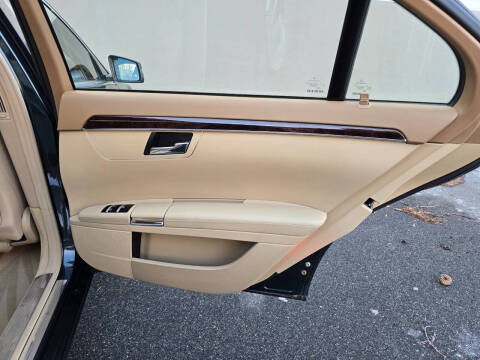 2010 Mercedes-Benz S-Class S 550 4MATIC