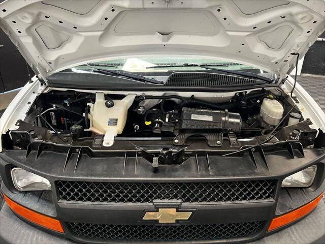 2017 Chevrolet Express 2500