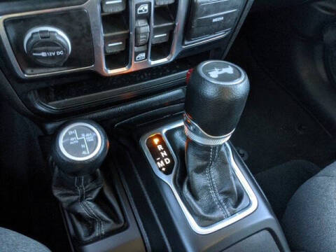 2024 Jeep Wrangler Sahara 4xe