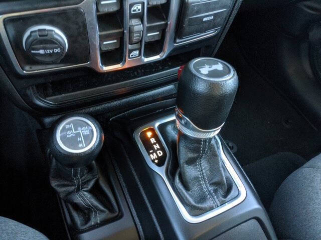 2024 Jeep Wrangler Sahara 4xe