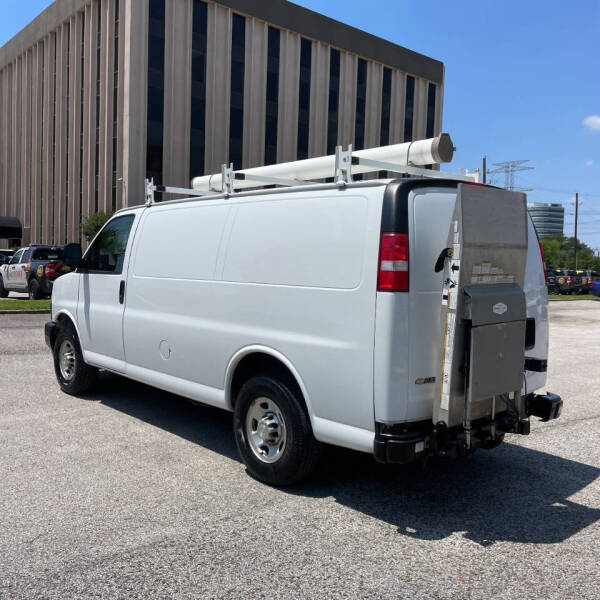 2020 Chevrolet Express 3500