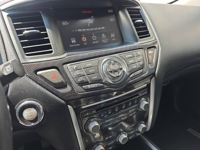 2019 Nissan Pathfinder SV