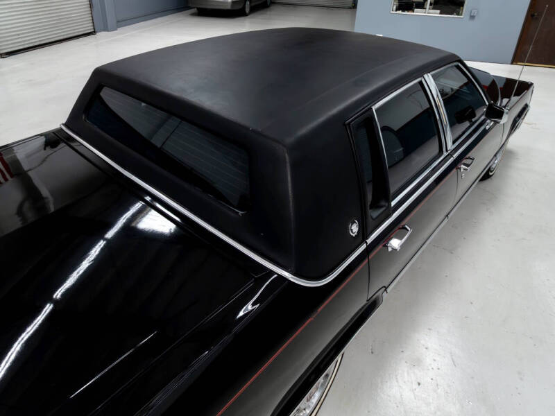 1990 Cadillac Brougham D'elegance