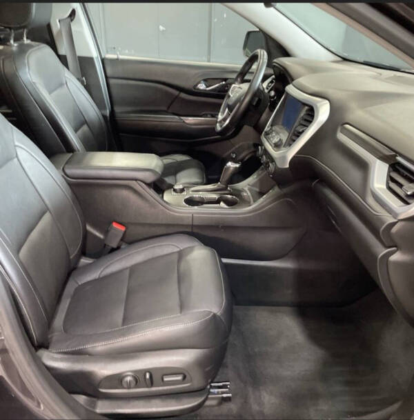 2017 GMC Acadia SLT-1