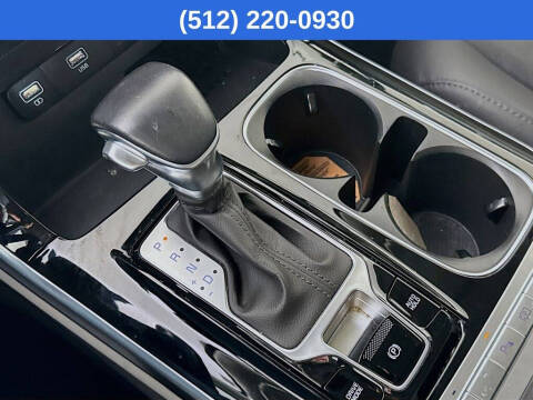 2023 Kia Carnival EX