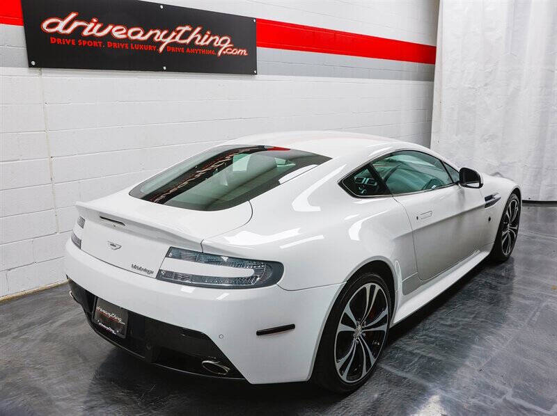 2011 Aston Martin V12 Vantage