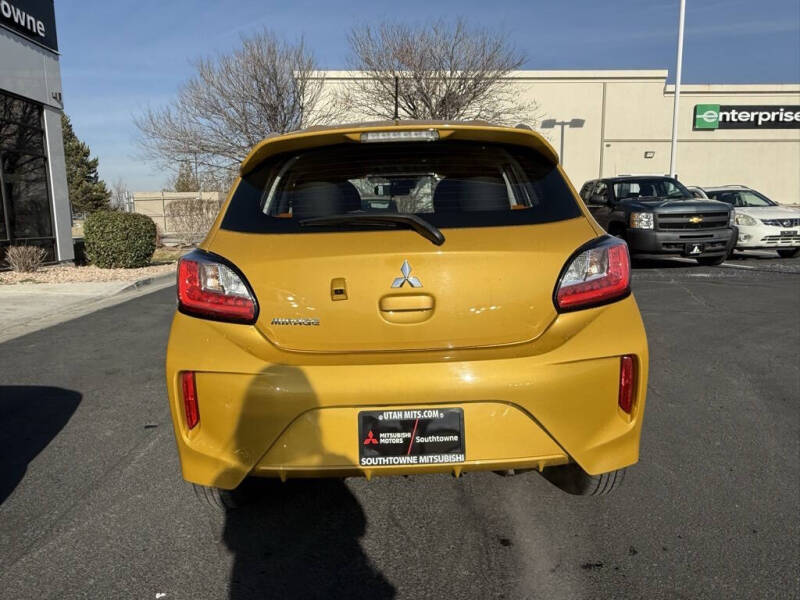 2024 Mitsubishi Mirage ES