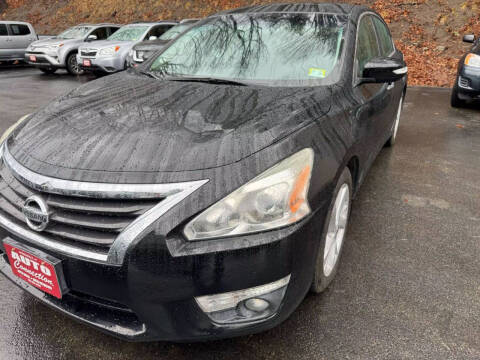 2015 Nissan Altima for sale at AUTO CONNECTION LLC in Springfield VT