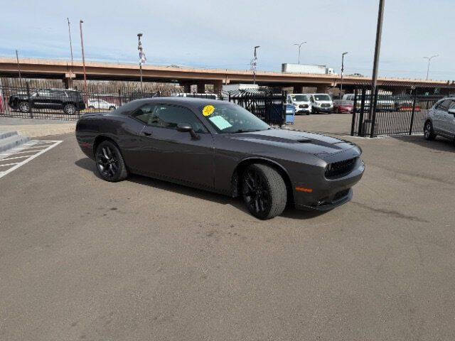2022 Dodge Challenger SXT