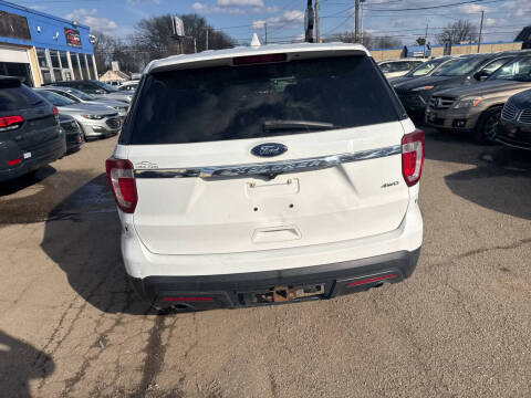 2017 Ford Explorer