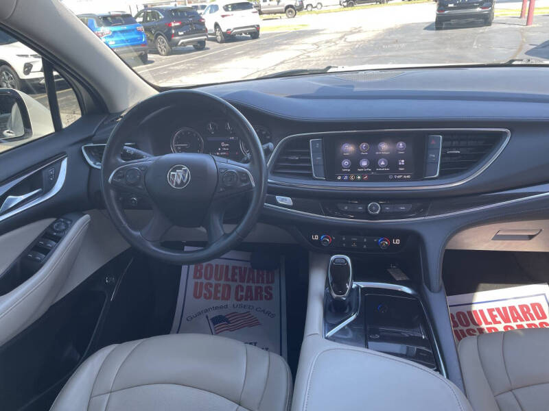 2021 Buick Enclave Essence